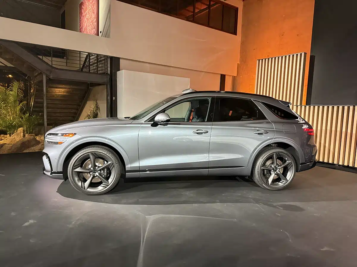 2026 Genesis GV70