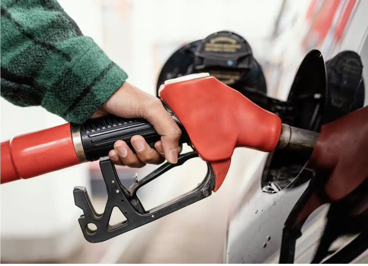 gas tank fill up