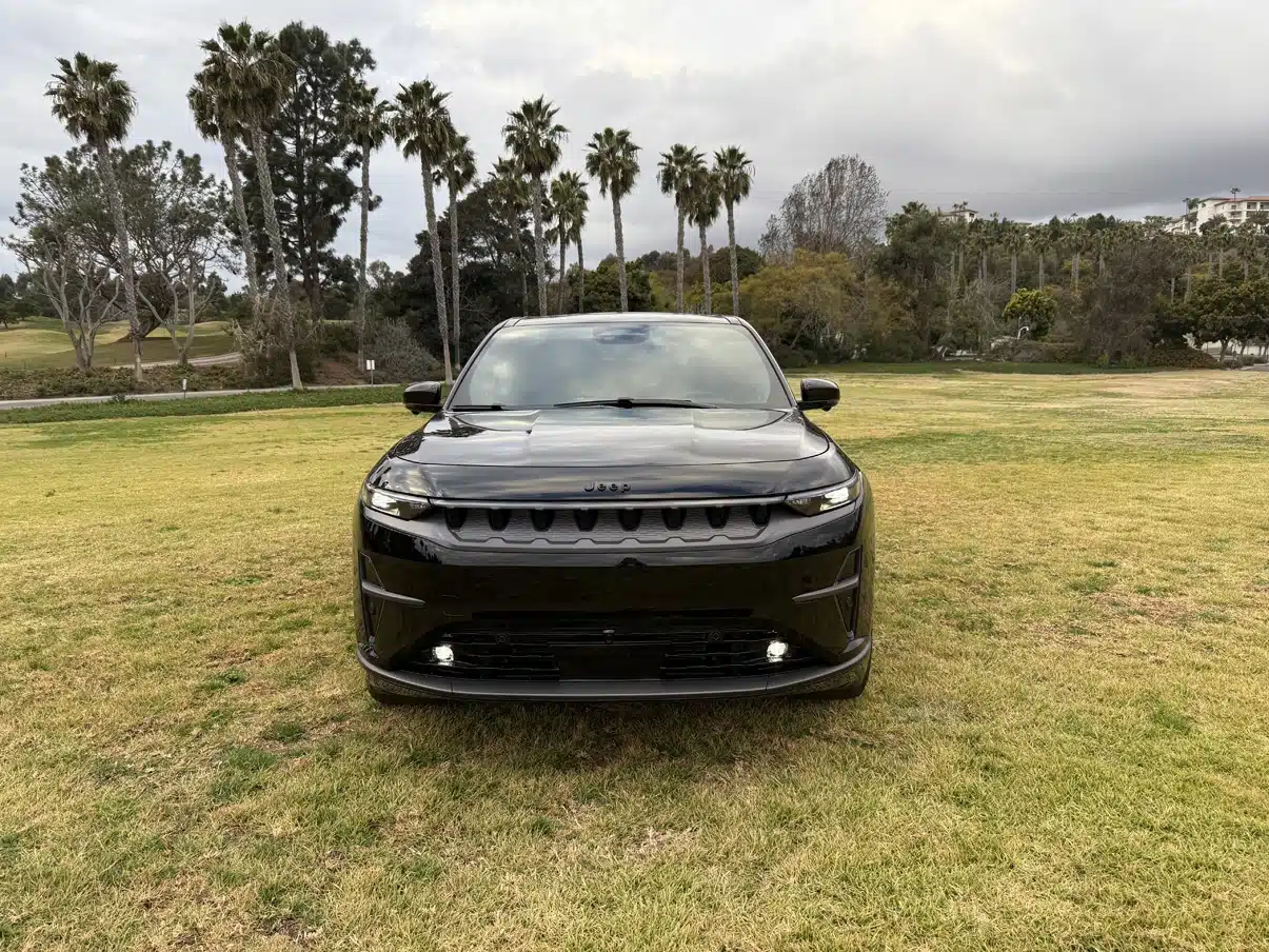 2024 jeep wagoneer s 11