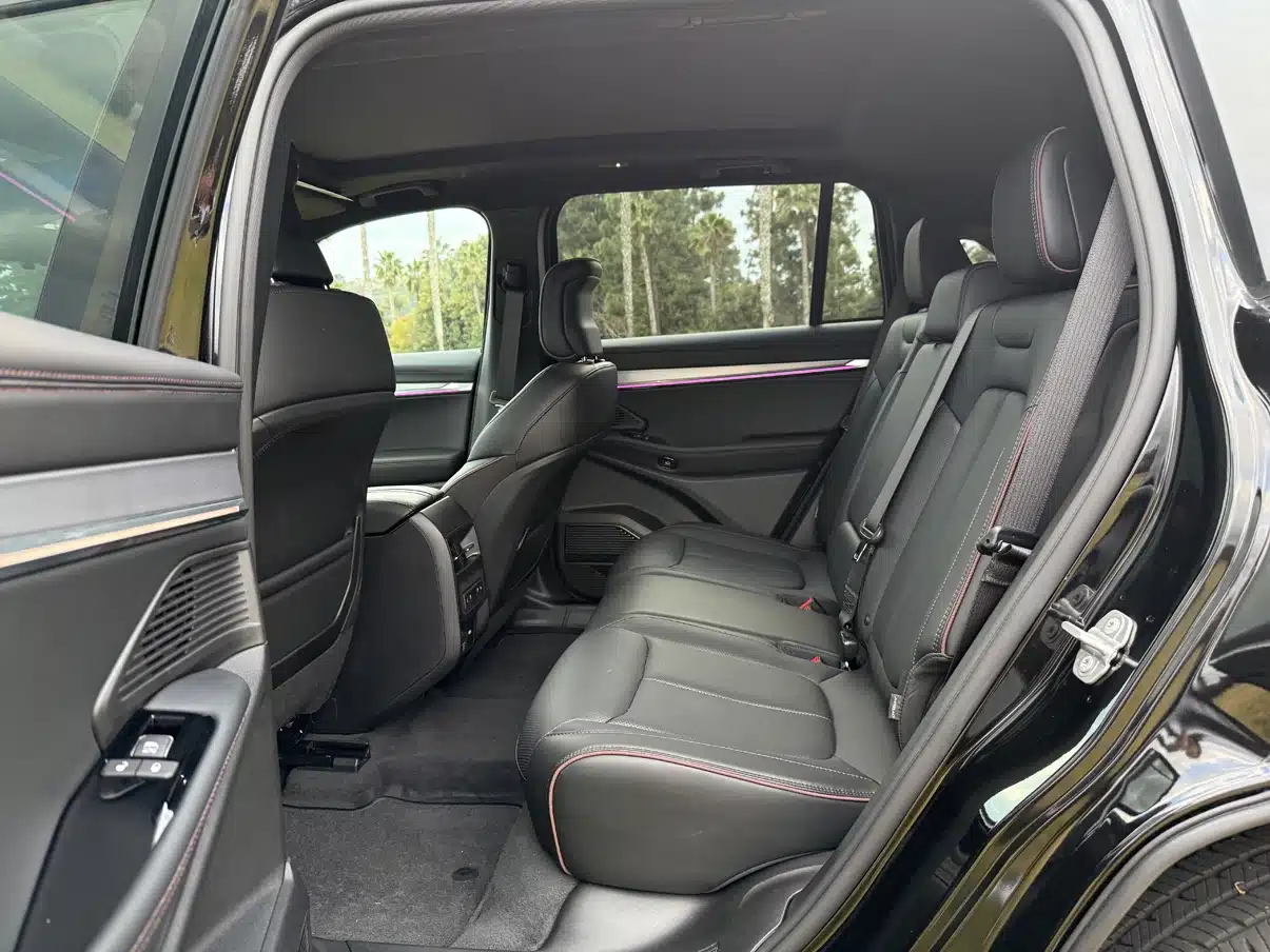 2024 jeep wagoneer s 16