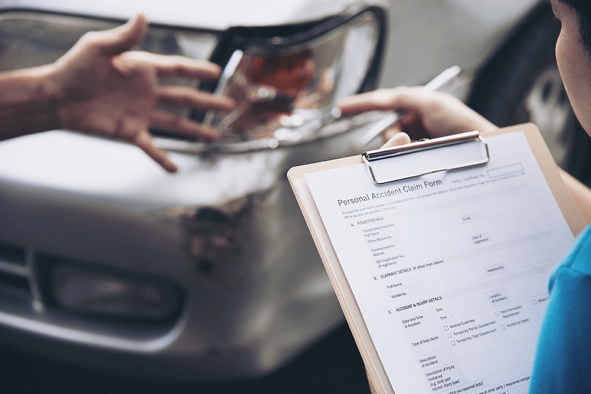 insurance agent working site car accident claim process people car insurance claim