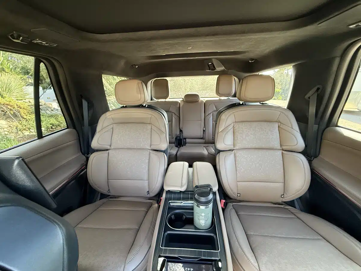 2025 lincoln navigator 17