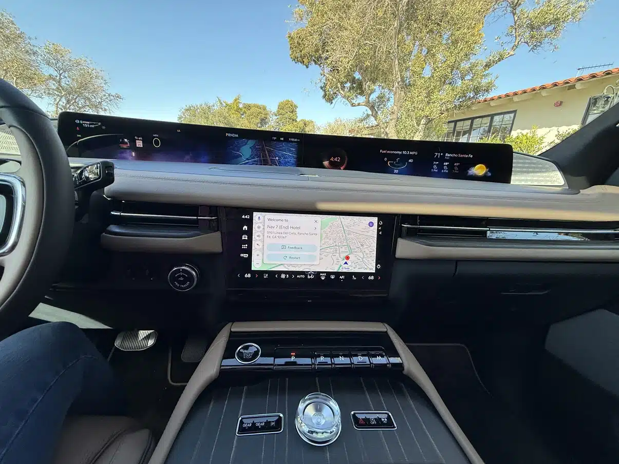 2025 lincoln navigator 19