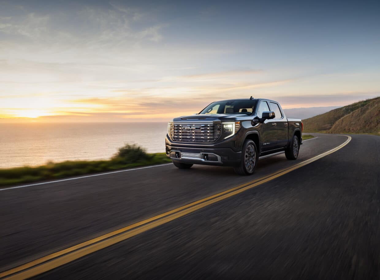 Consumer Reports least reliable 2025 full-size trucks 4
