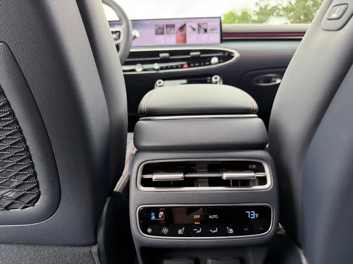 2026 genesis gv70 12