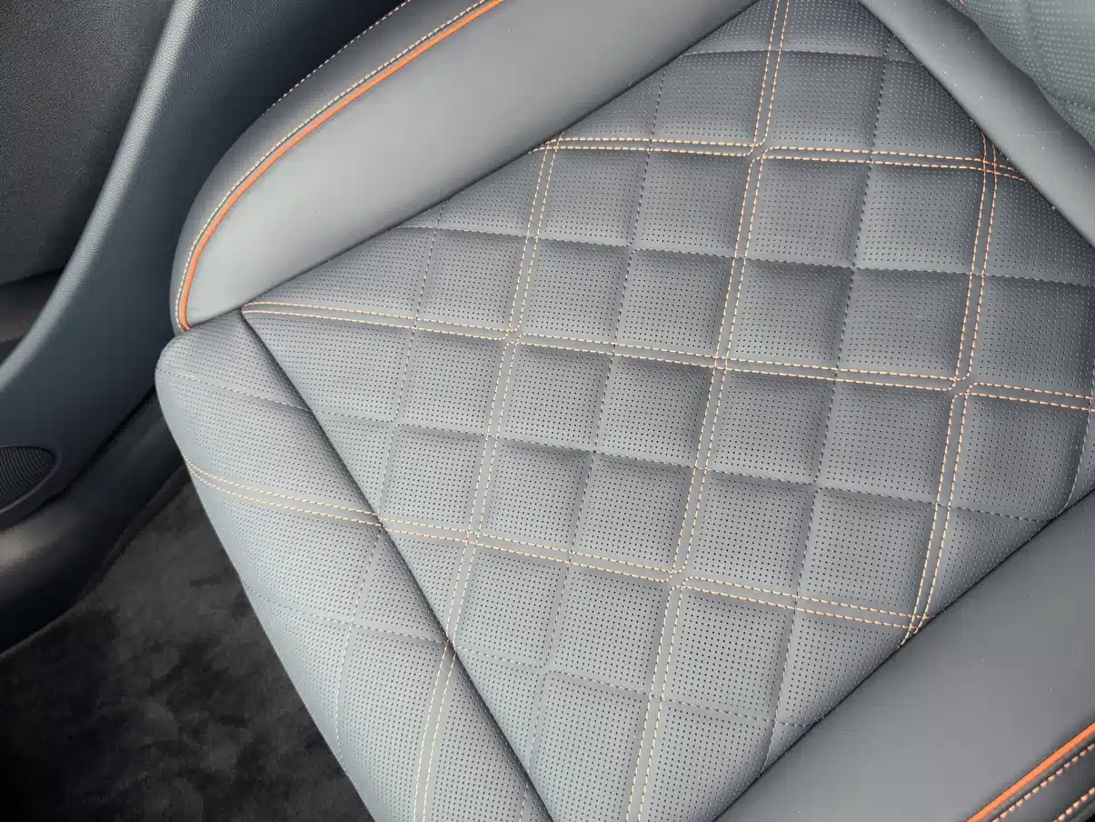 2026 genesis gv70 14