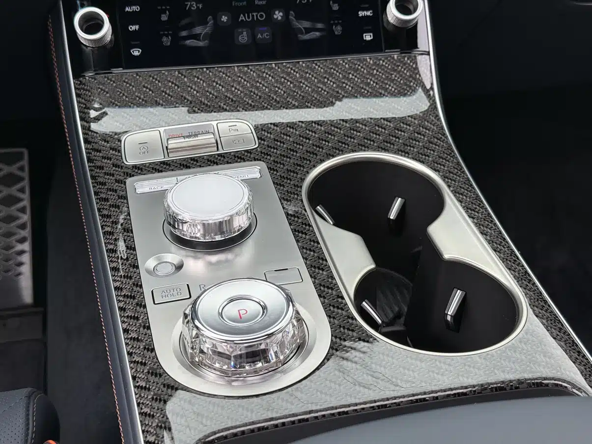 2026 genesis gv70 16