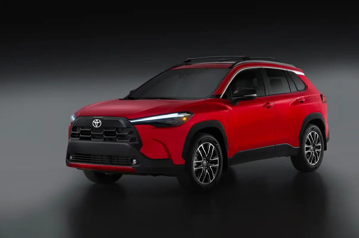 2026 toyota corolla cross xle 001