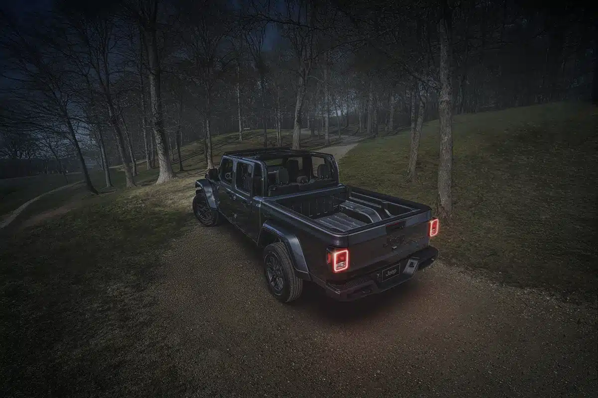 Jeep Gladiator Dark Spy 2