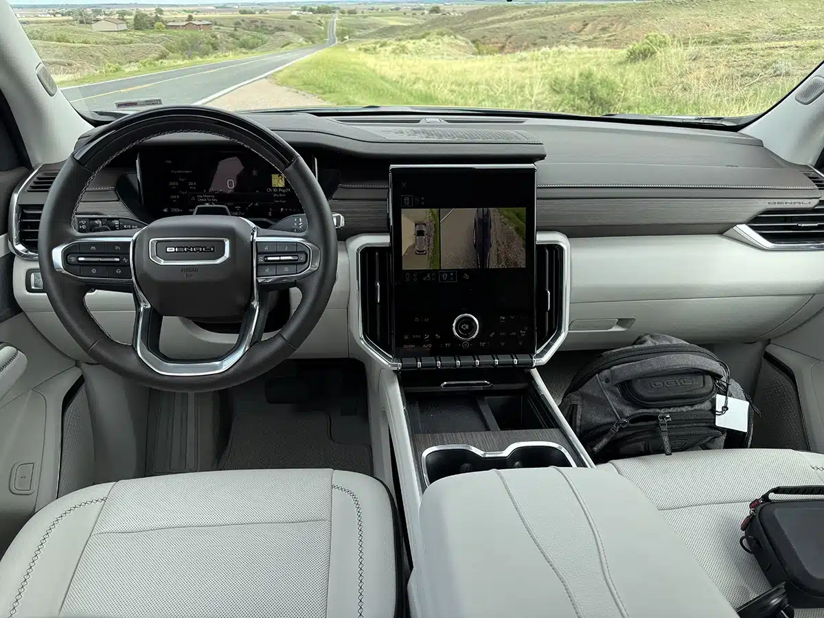2025 GMC Acadia 2