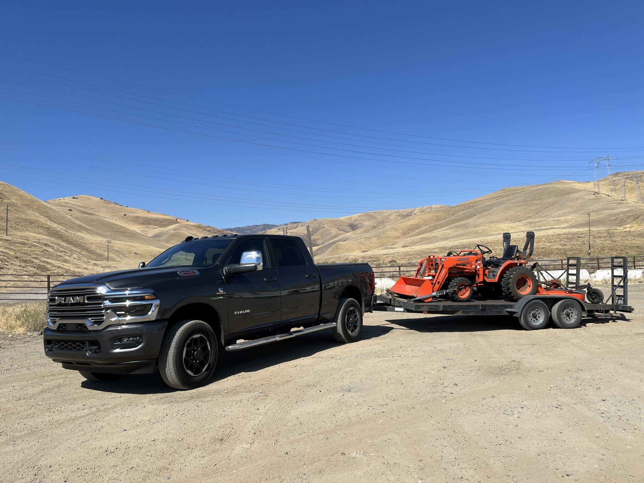 Ram 2500 towing trailer