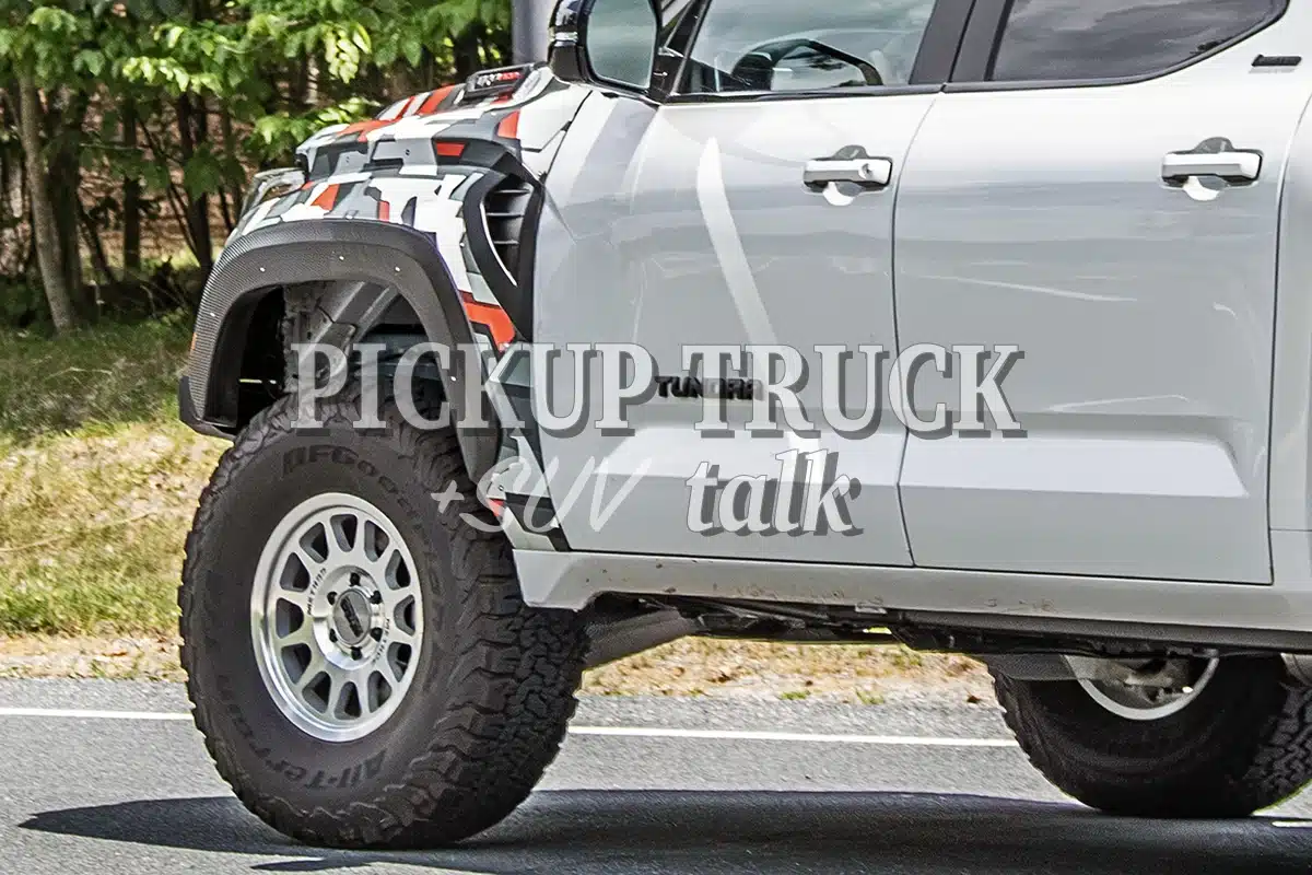 2027 Toyota Tundra Raptor fighter 7