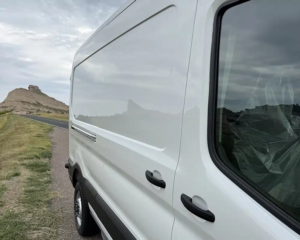 2025 Ford 250 Transit 6