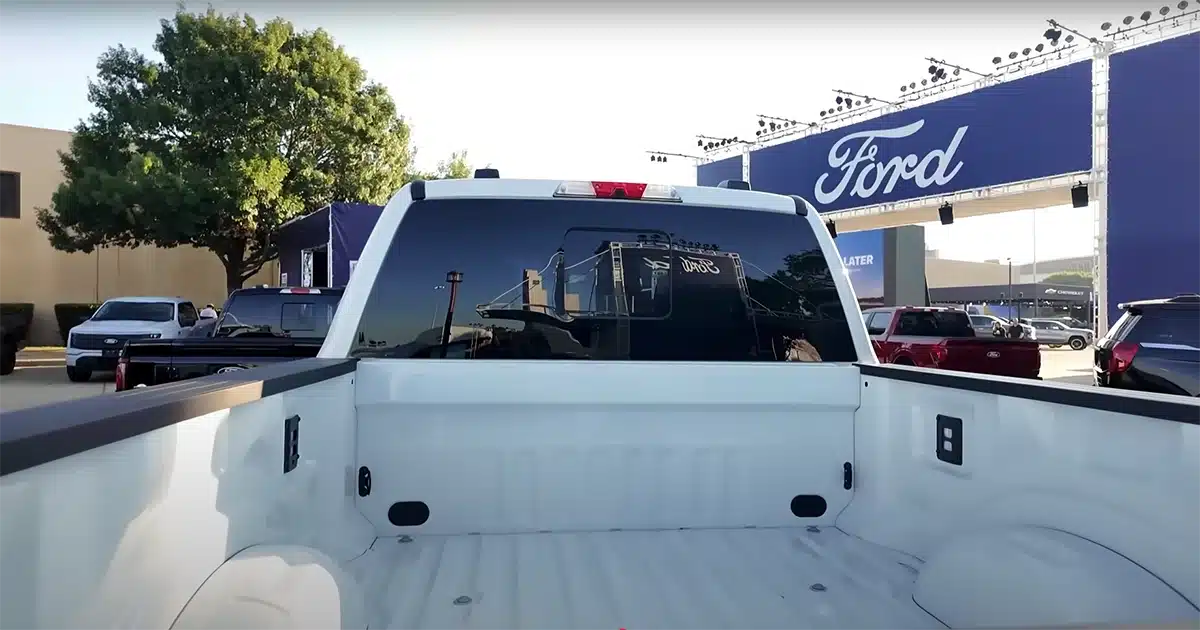 2025 Ford F-250 Platinum 6