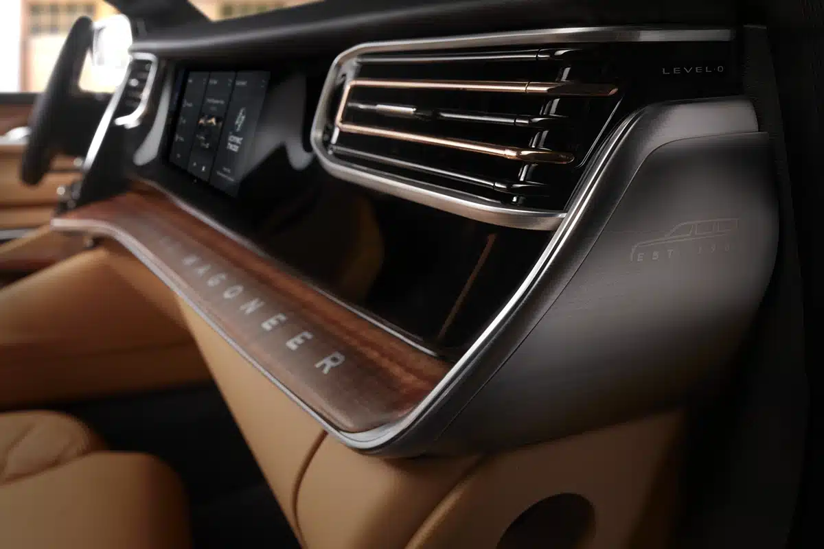 2026 Jeep Grand Wagoneer 4