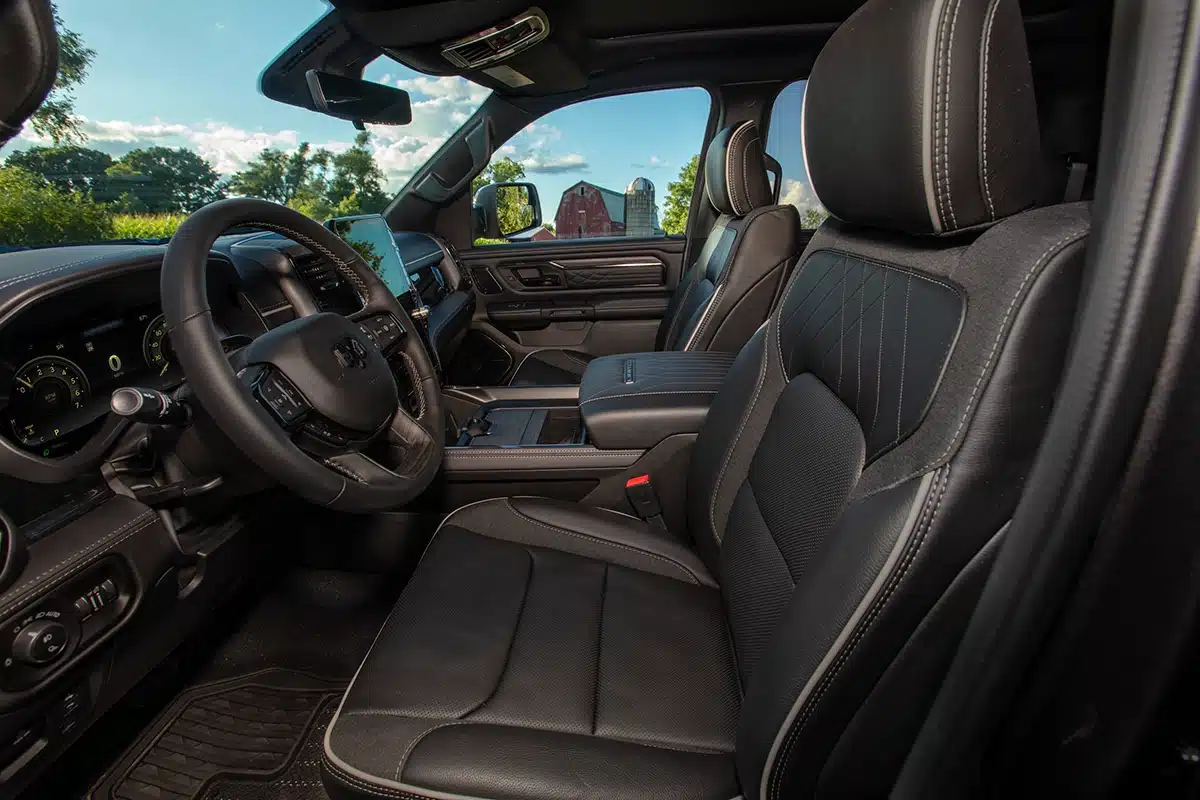 2026 Ram 1500 HEMI 3