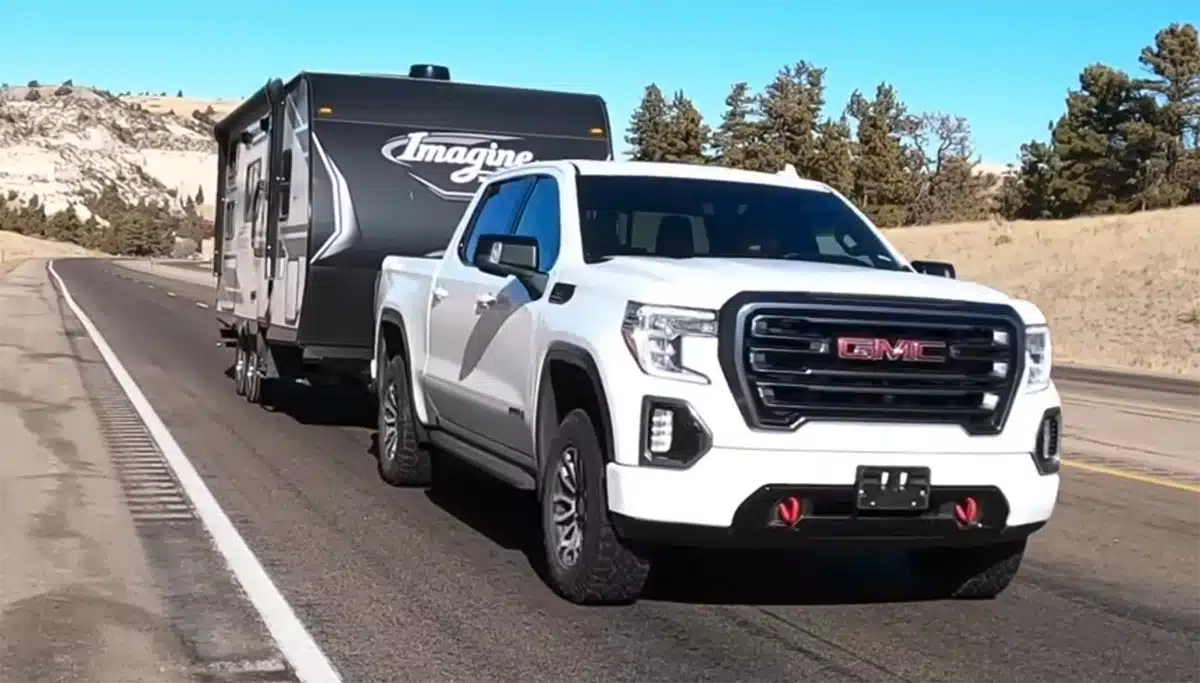 Full-Size Truck Engine Tows 3