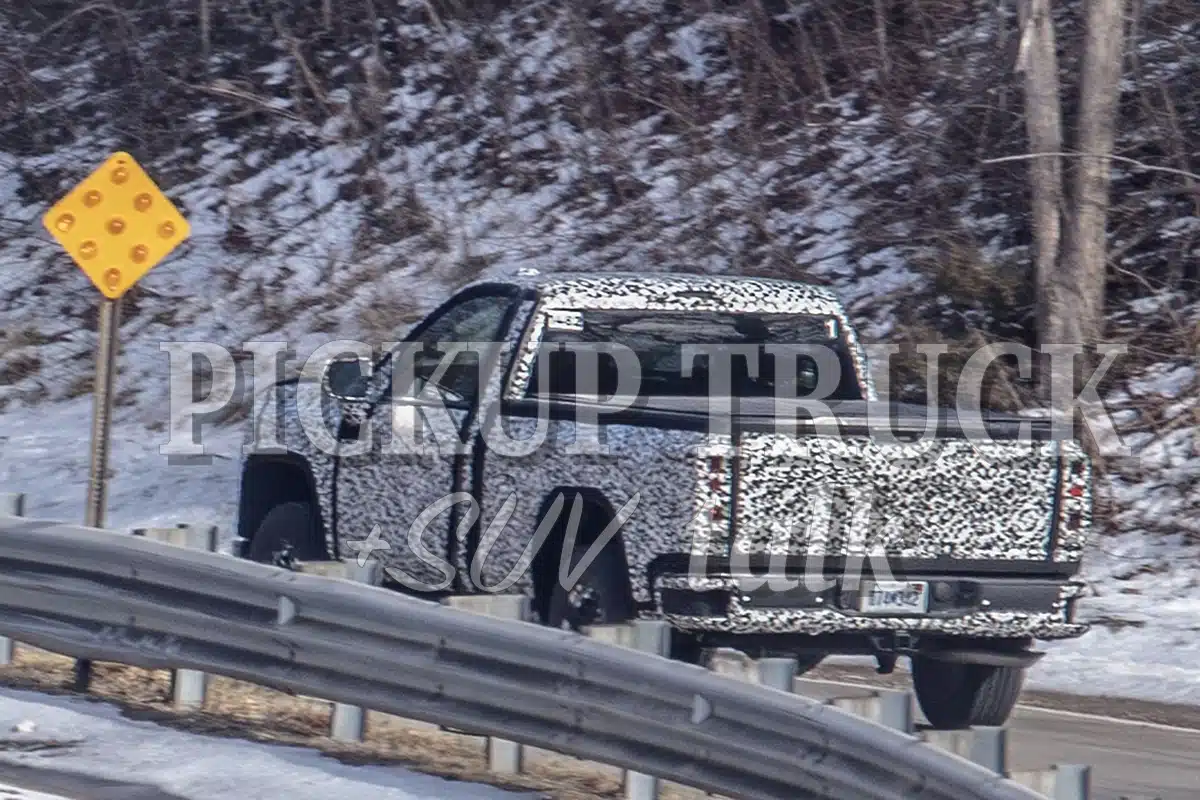 2027 Chevy Silverado 1500 Work Truck 4