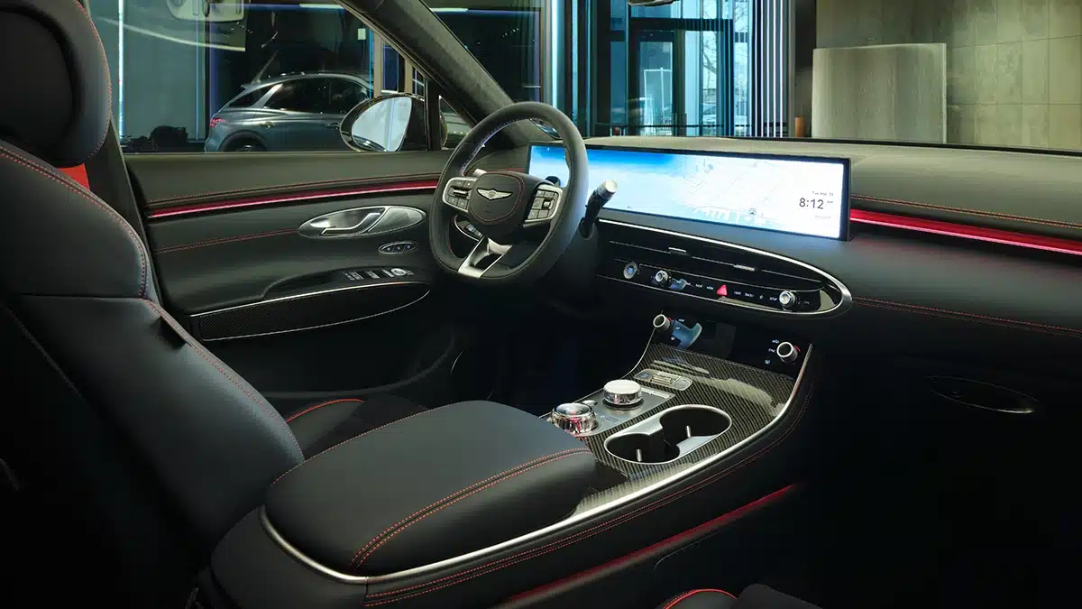 2027 Genesis GV70 Prestige Graphite 3