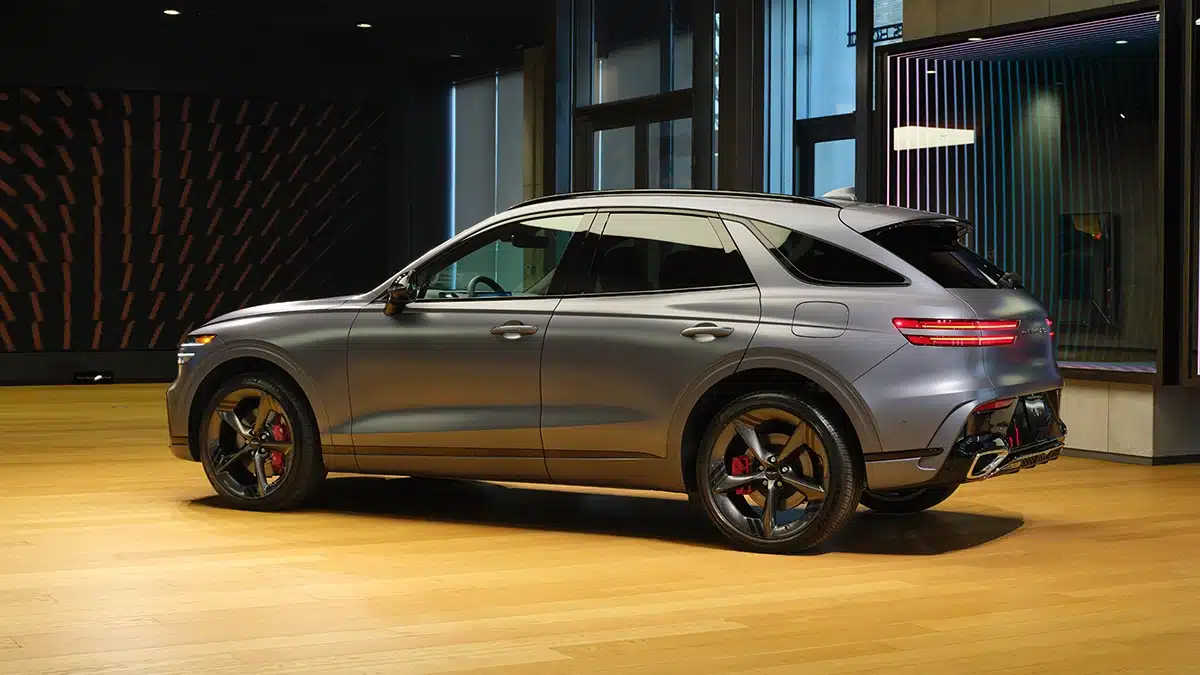 2027 Genesis GV70 Prestige Graphite 2