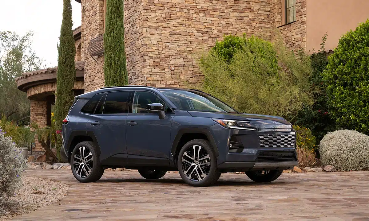Toyota Dealers Running Low on 0W-8 Oil 1