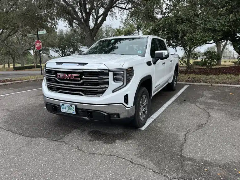 2026 GMC Sierra 1500 SLT 1