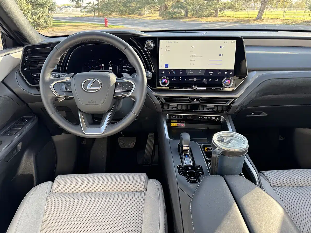 2026 Lexus TX 550h+ Review 4