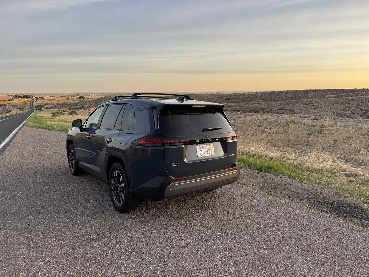 2026 Toyota RAV4 vs Honda CR-V 3