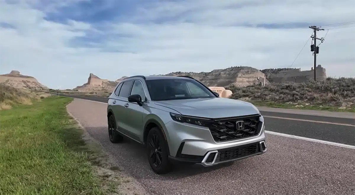 2026 Toyota RAV4 vs Honda CR-V 6