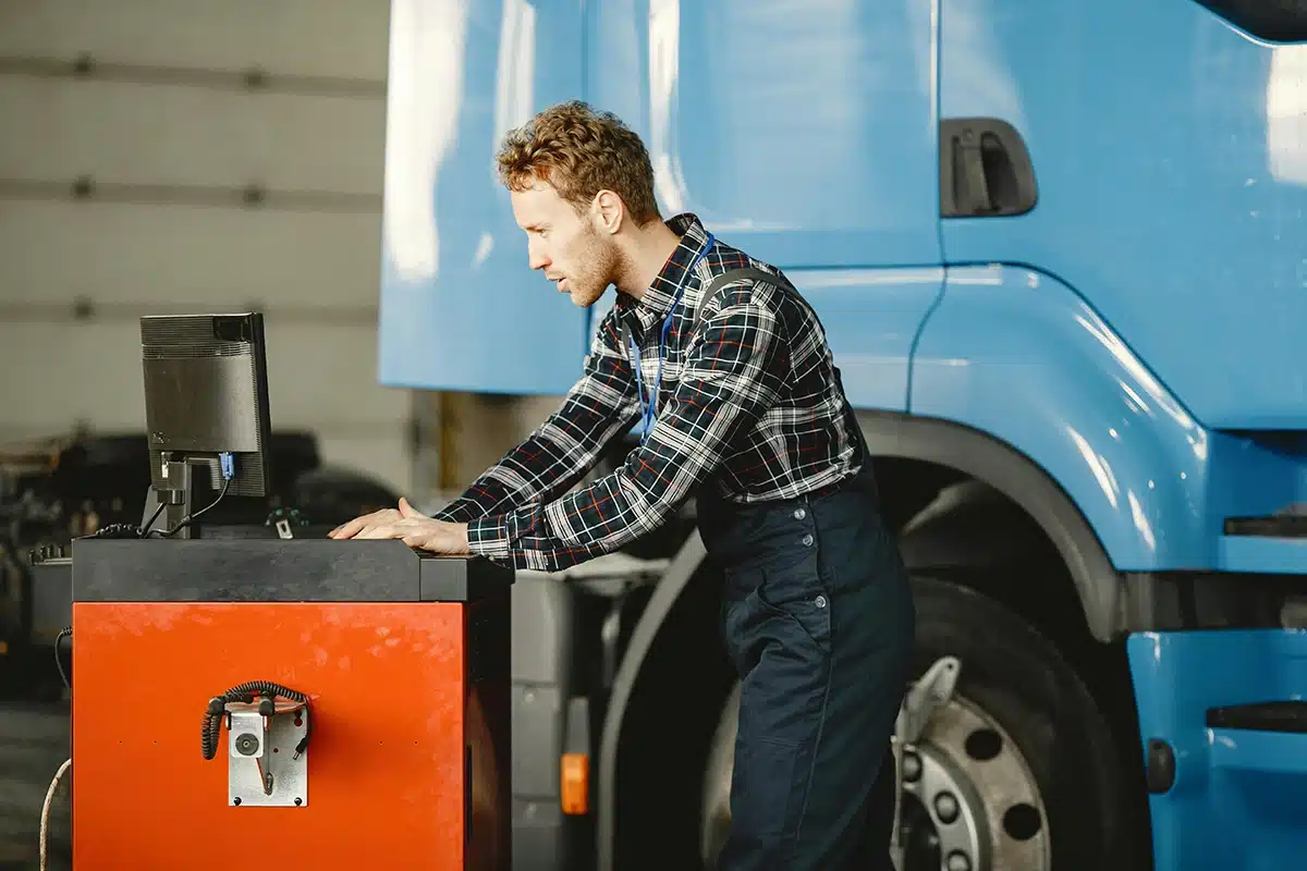 EZ Lynk Diesel Truck 2