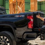 2022 Chevrolet Silverado HD Multi-Flex Tailgate