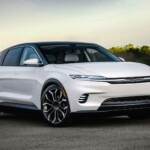 The Chrysler Airflow Concept features a dynamic design proportion, with a low ride height and streamlined, two-tone roof line that achieves an elegant yet athletic profile.