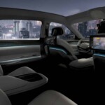 Ambient lighting in the Chrysler Airflow Concept reveals itself in direct lines, adding modernity, and syncs to the mood of the interior and changes based on the passengers’ preferences and the content on the displays.