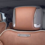 The GMC Yukon Denali Ultimate introduces advanced 18-speaker Bose Performance Series audio system to GMC for the first time, including head restraint-based speakers for front-row passengers.